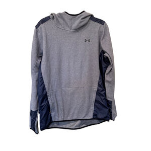 Under Armour hooded pullover